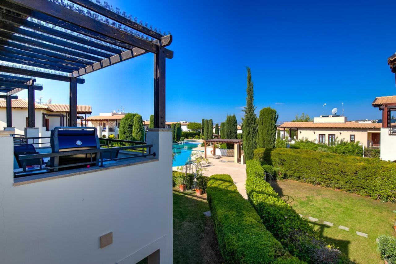 2 Bedroom Apartment Assia With Communal Pool, Aphrodite Hills Resort Κούκλια Εξωτερικό φωτογραφία