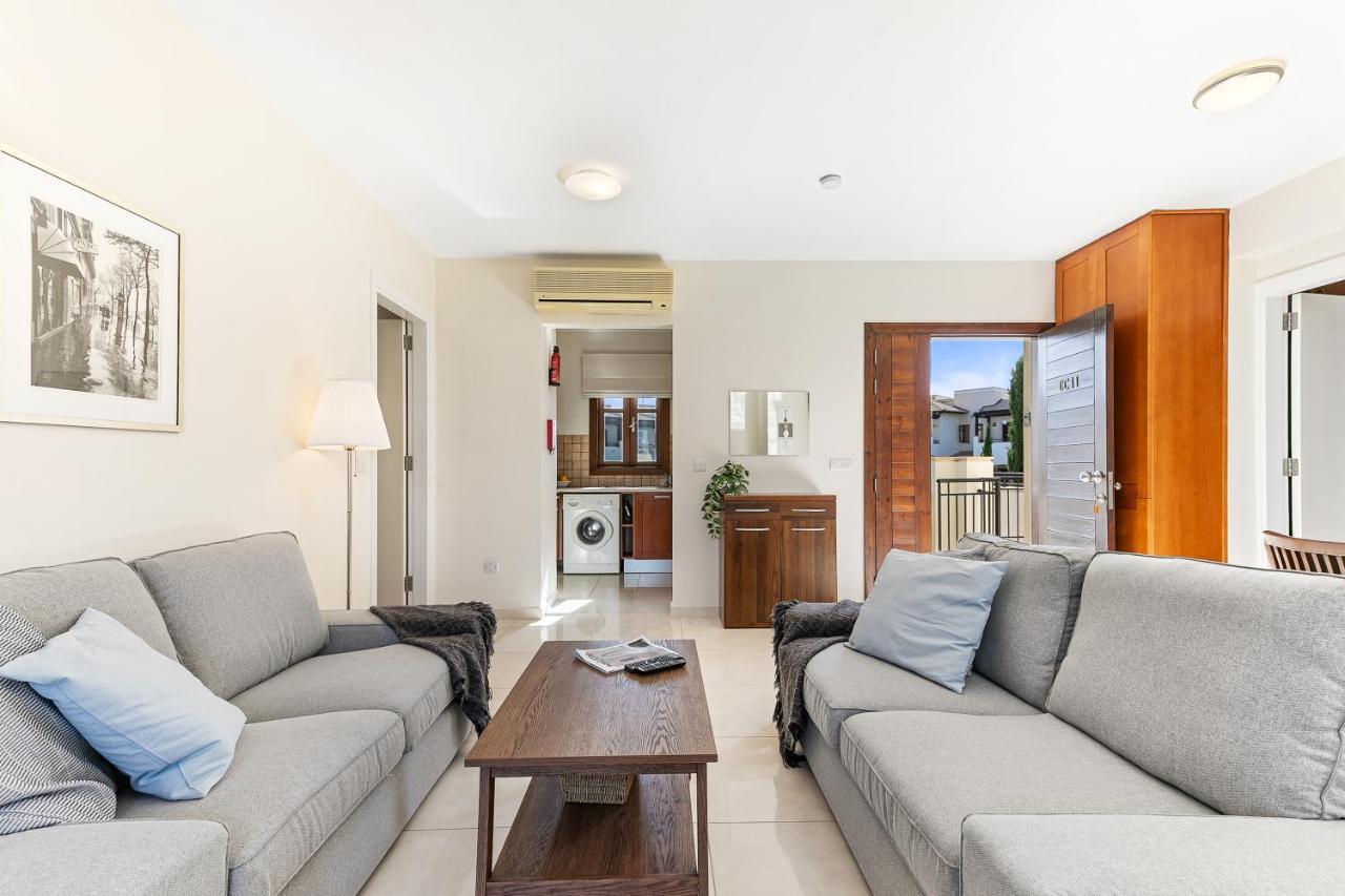 2 Bedroom Apartment Assia With Communal Pool, Aphrodite Hills Resort Κούκλια Εξωτερικό φωτογραφία