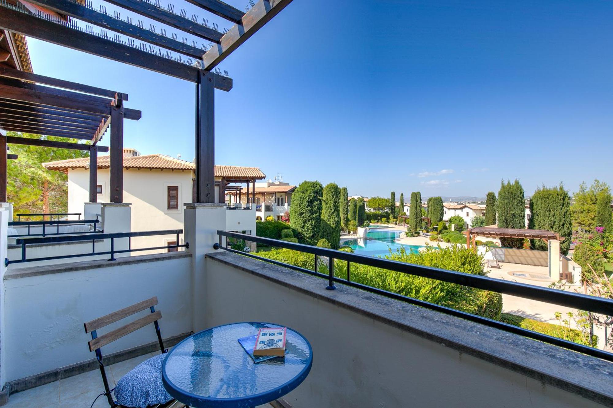 2 Bedroom Apartment Assia With Communal Pool, Aphrodite Hills Resort Κούκλια Εξωτερικό φωτογραφία